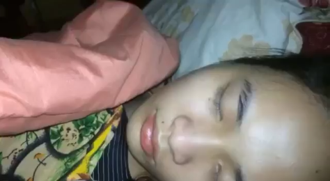 Phim sex Phim Sex Việt Nam - Thịt con bạn thân say rượu ngây thơ